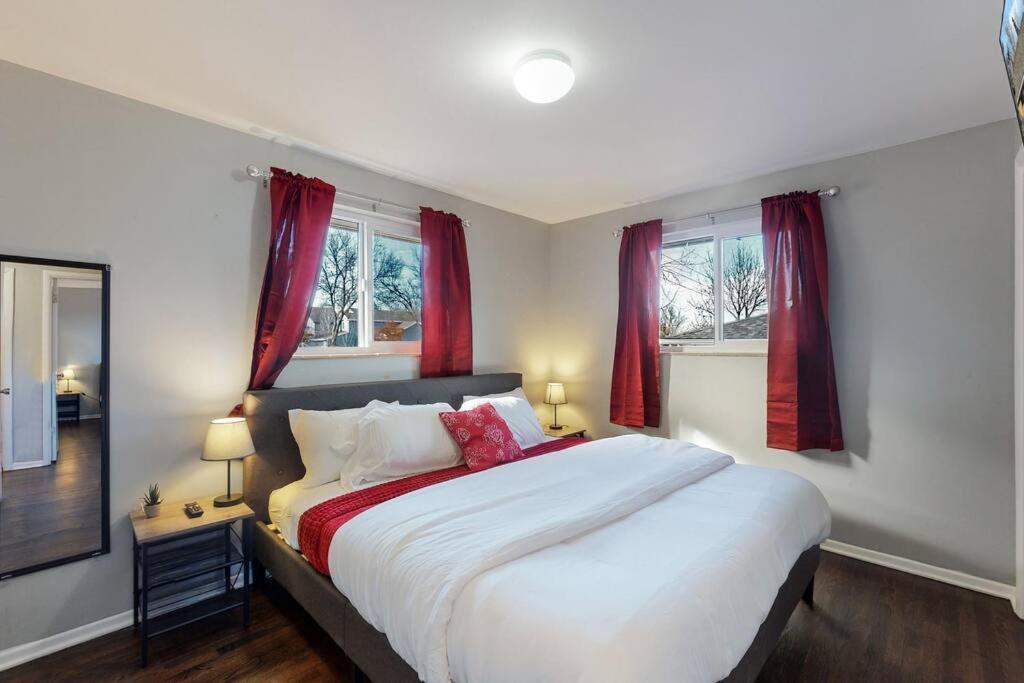 Large Remodeled Home With 5 Bedrooms 4 King Bed Centennial Zewnętrze zdjęcie